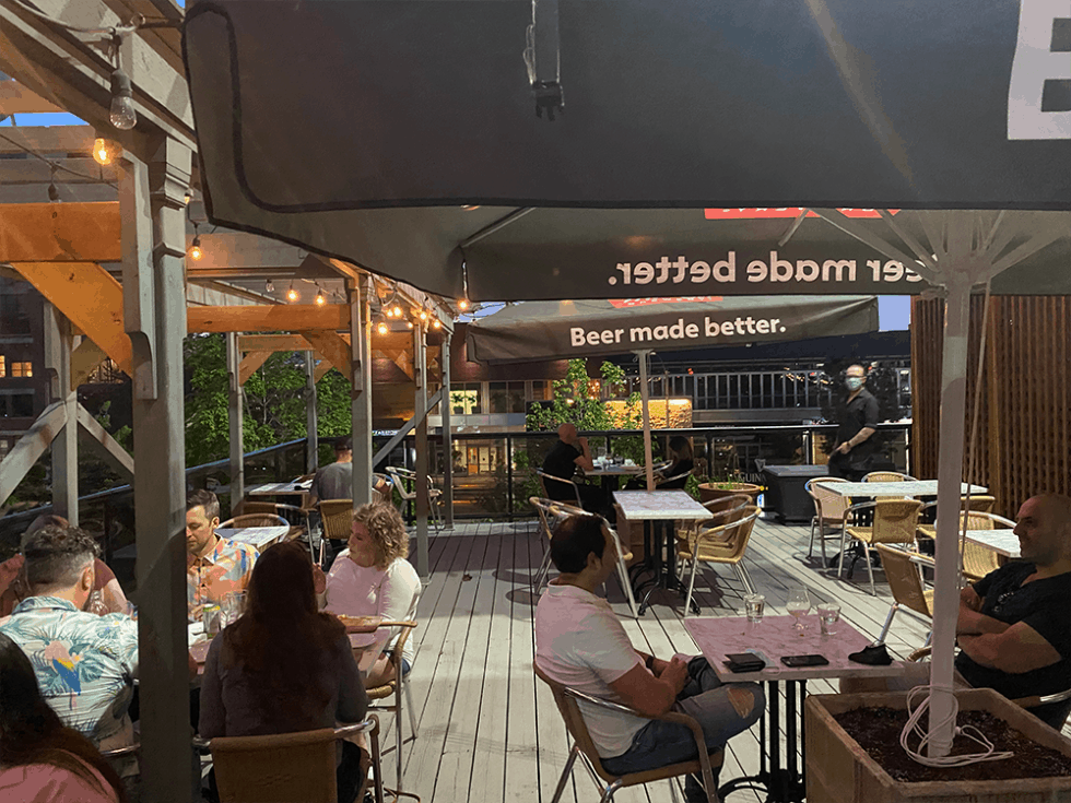 Black Sheep Toronto Patio Clubs In Toronto