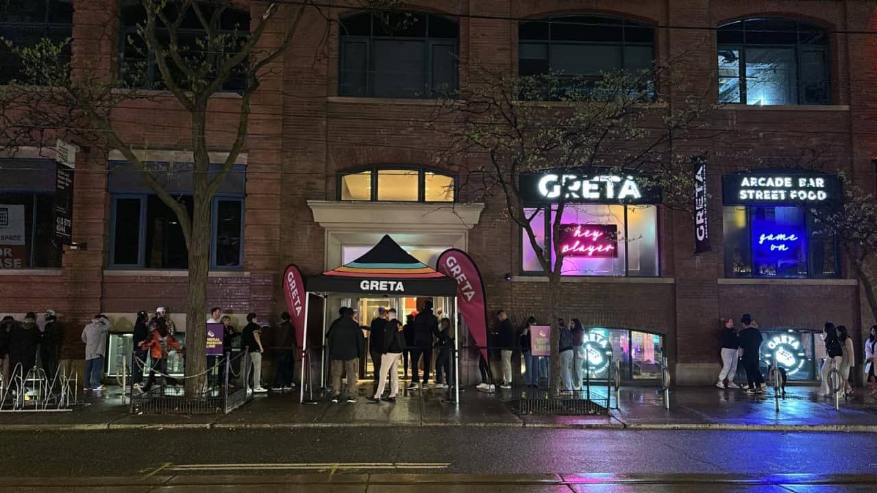 Greta Bar Toronto Arcade Bar And Street Food Information greta-bar-toronto-arcade-bar-and-street-food-information